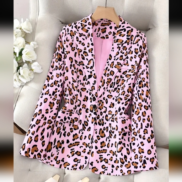 Vibrant Pink Black Leopard Print Women's Elegant Retro Blazer